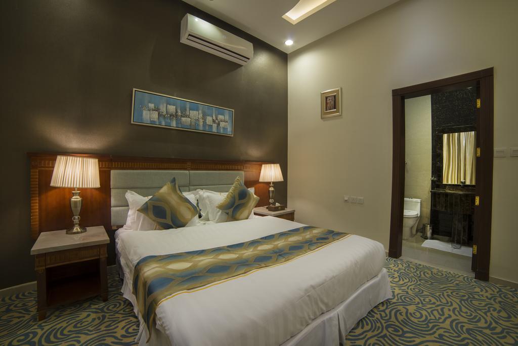 Kyan Al Yarmouk Suites Riad Exterior foto