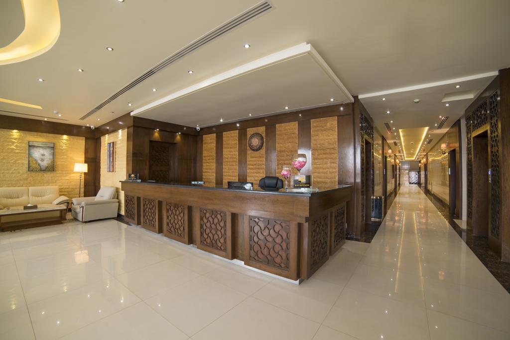 Kyan Al Yarmouk Suites Riad Exterior foto