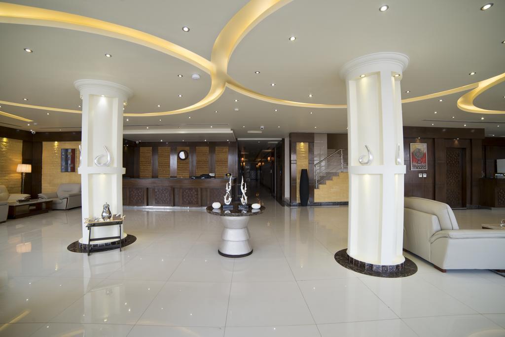 Kyan Al Yarmouk Suites Riad Exterior foto